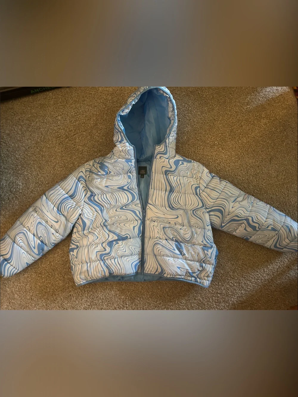 Swirl Print Hooded Puffer Jacket in Sky Blue & Light Blue